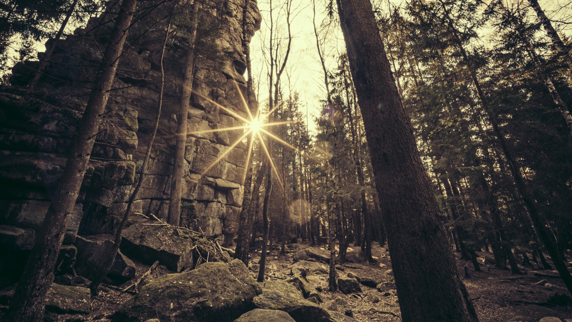 Schnarcherklippe im Sonnenuntergang | © Mirko Lehmann Schnarcherklippen | © Mirko Lehmann